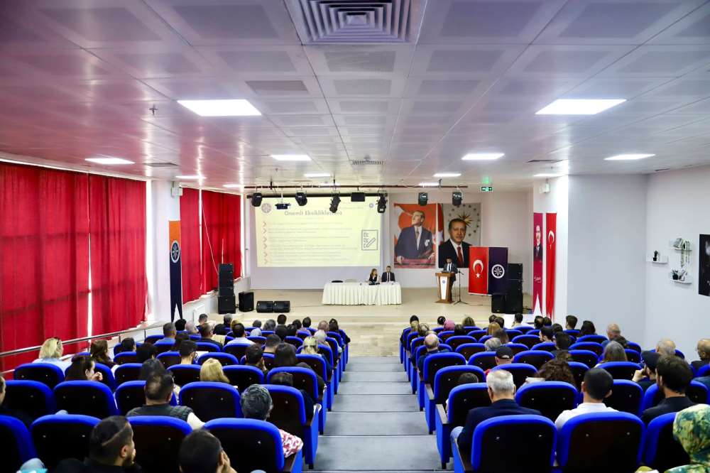 Akademik Birimlere Yönelik Bilgilendirme Toplantısı Gerçekleştirildi